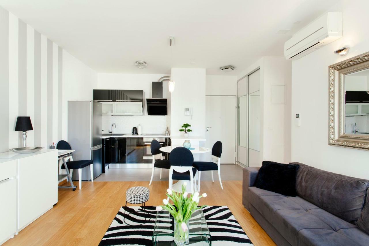 New Luxury Apartment Nives On Seaside Split Exterior foto