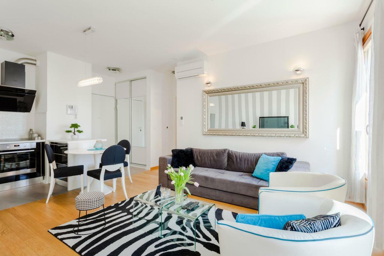 New Luxury Apartment Nives On Seaside Split Exterior foto