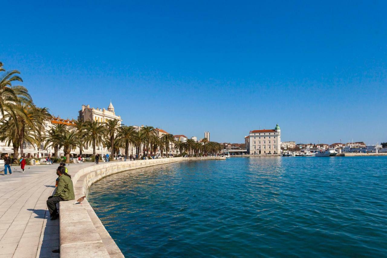 New Luxury Apartment Nives On Seaside Split Exterior foto